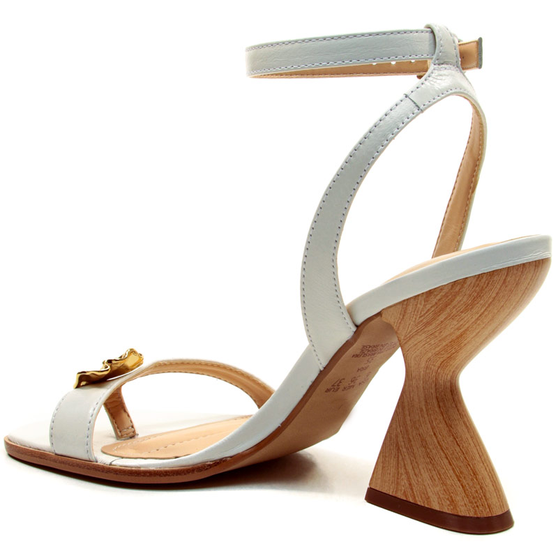 Ivory Cascade